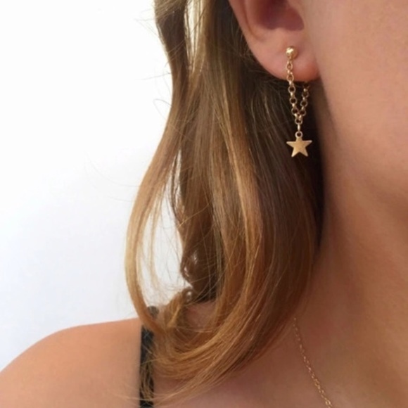 DAINTY GOLD STAR EARRINGS - Picture 2 of 3